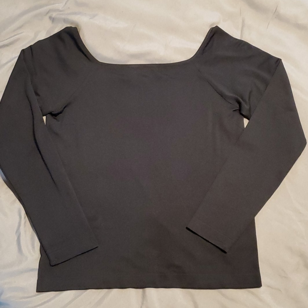 Venus Off the Shoulder Top